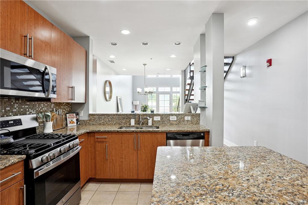 1253 Caroline Street NE 223