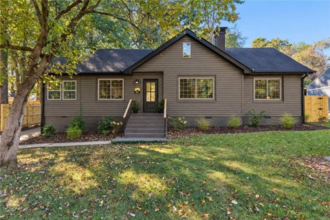 Photo of 401 Ashburton Avenue SE, Atlanta, GA 30317 (MLS # 7850902)