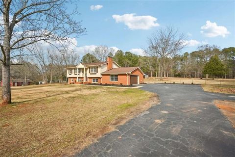 Homes For Sale - 1041 Cooper Lane<br/> Rutledge, GA 30663