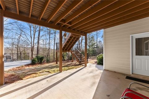 A home in Dawsonville