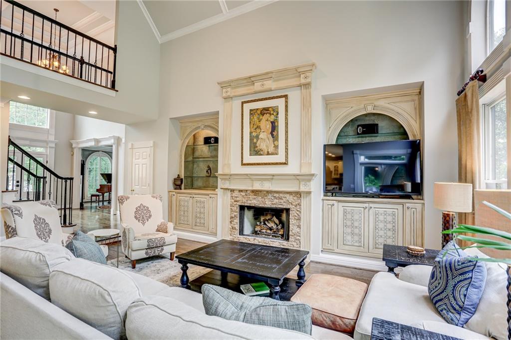 5940 Whitestone Lane