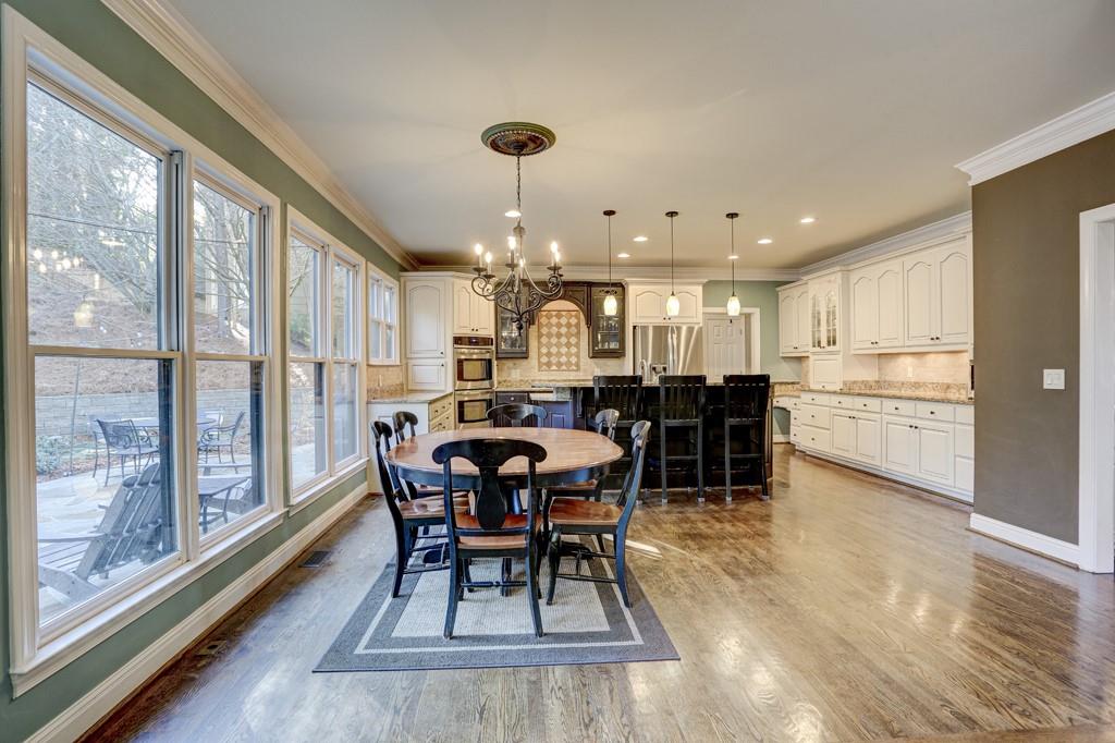 5940 Whitestone Lane