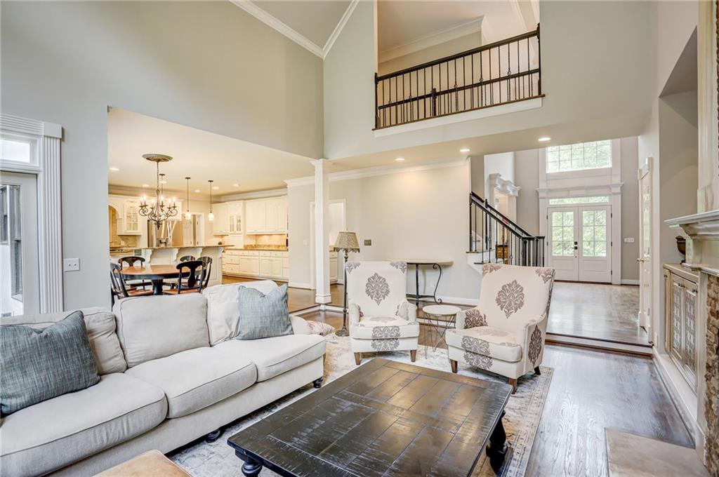 5940 Whitestone Lane