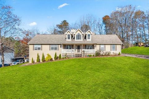 Homes For Sale - 320 Mckenzie Drive<br/> Stockbridge, GA 30281