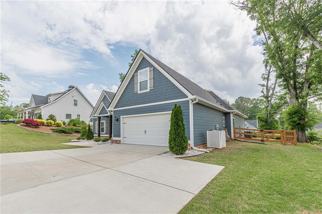21 E Field Street, Newnan, Georgia image 4