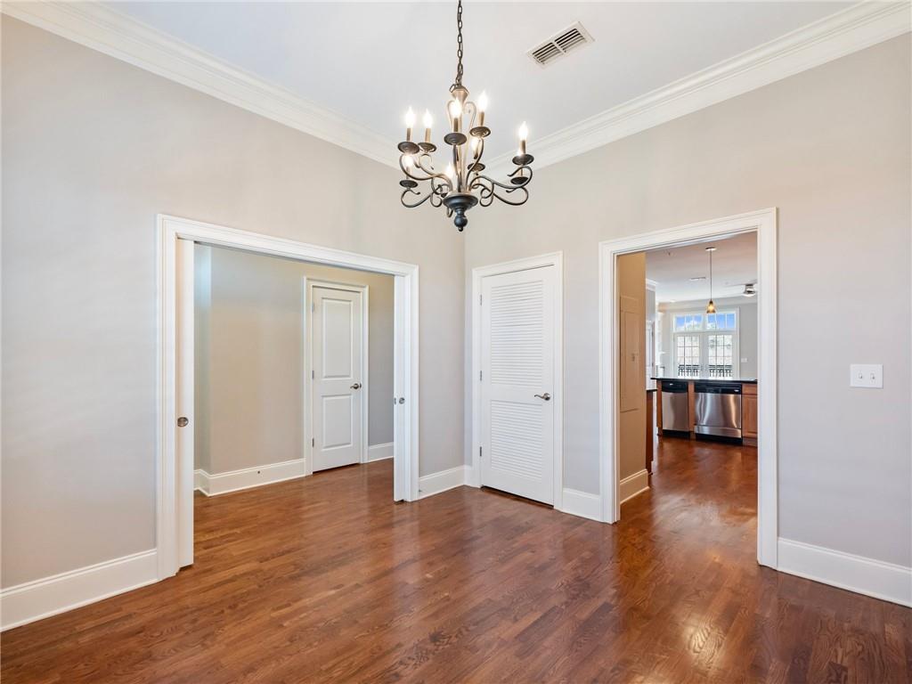 3930 Charleston Market Street 221