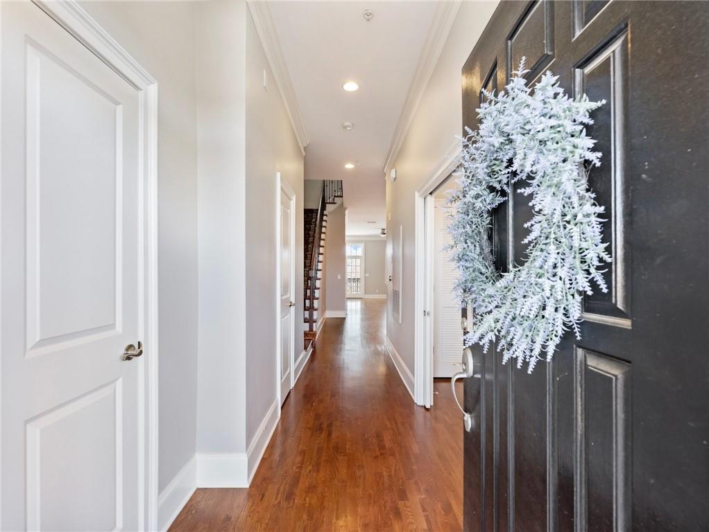 3930 Charleston Market Street 221
