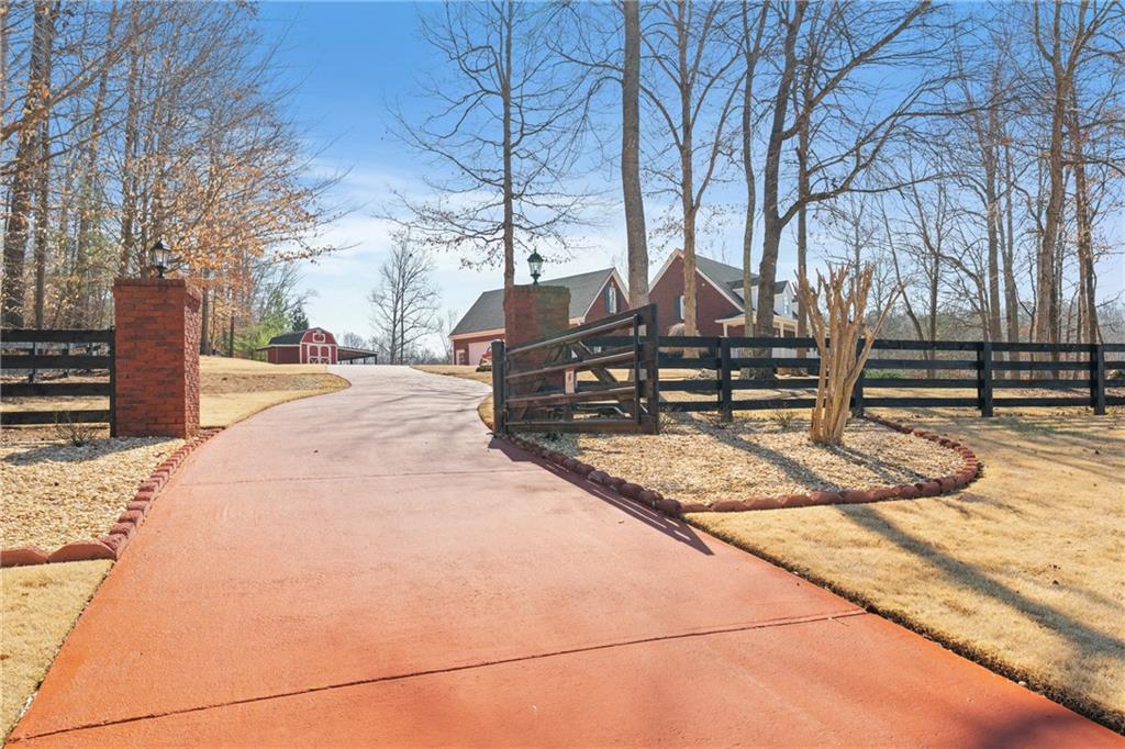 1160 Glen Wilkie Trail