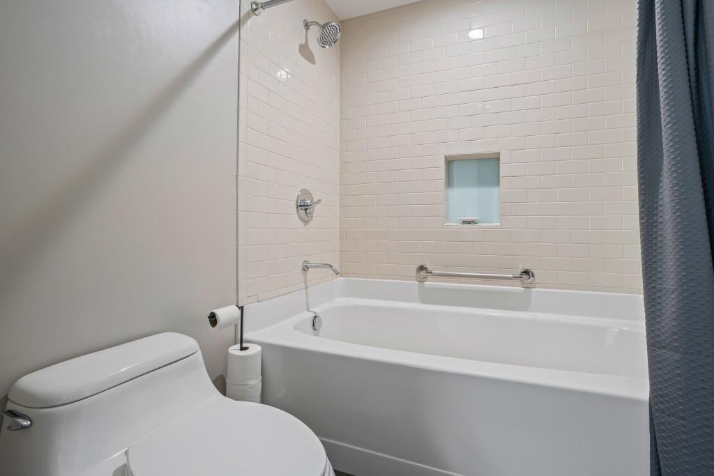 The Manhattan - Residential