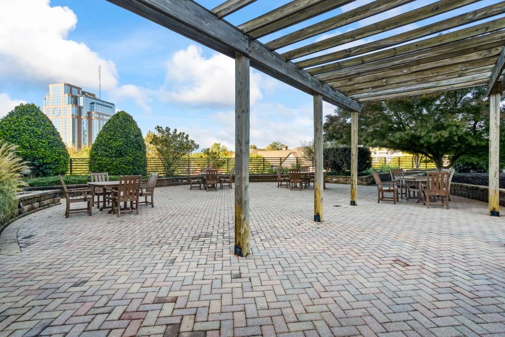 The Manhattan - Residential