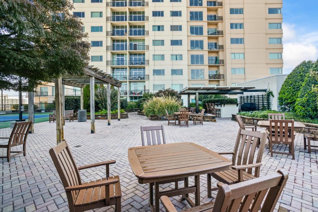 The Manhattan - Residential