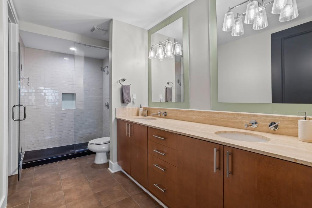 The Manhattan - Residential