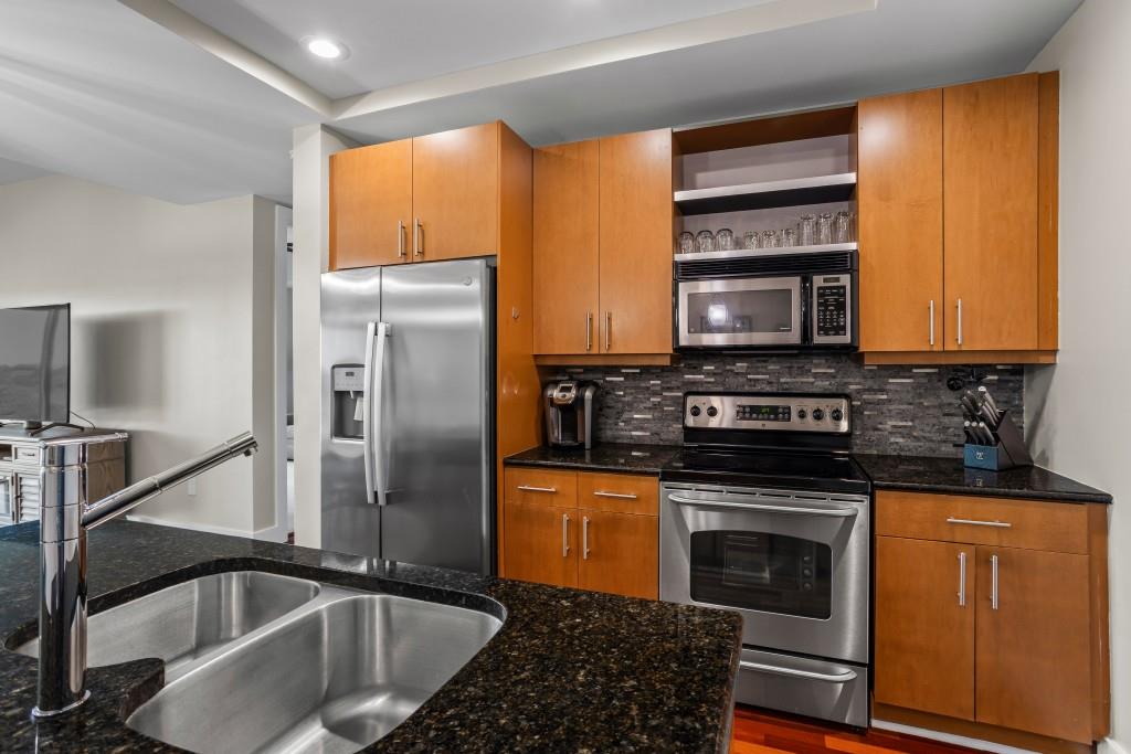 The Manhattan - Residential