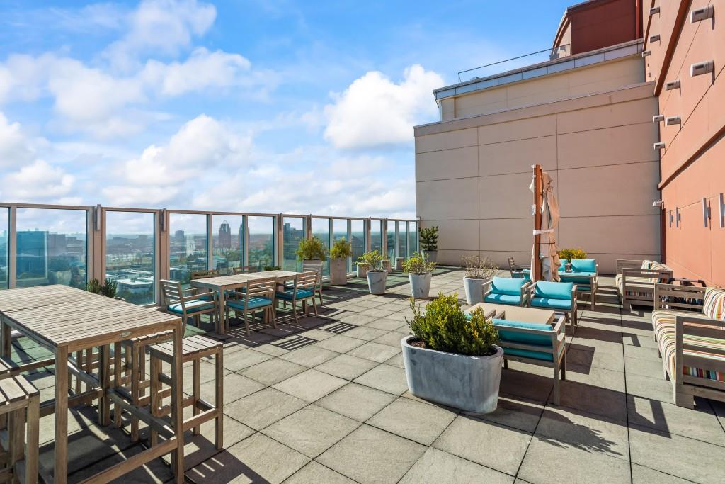 The Manhattan - Residential