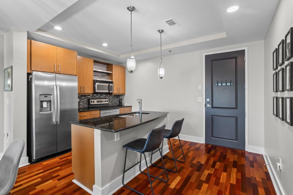 The Manhattan - Residential