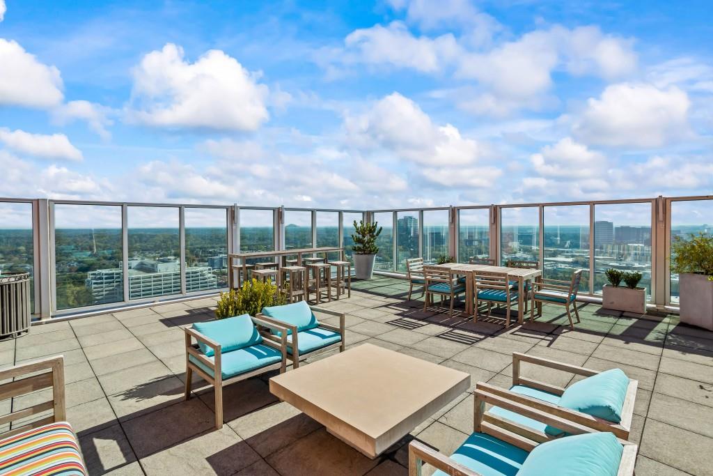 The Manhattan - Residential