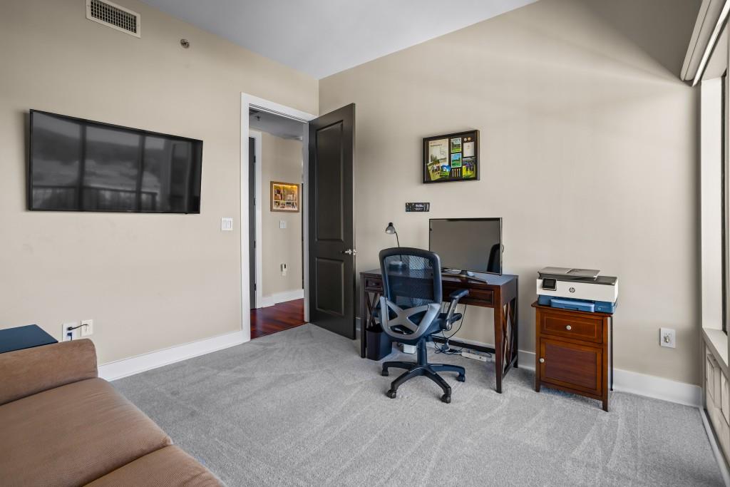 The Manhattan - Residential