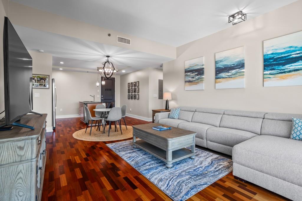 The Manhattan - Residential