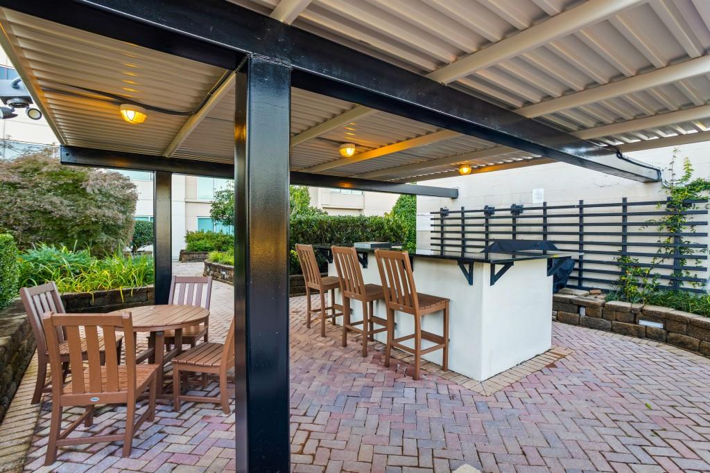 The Manhattan - Residential