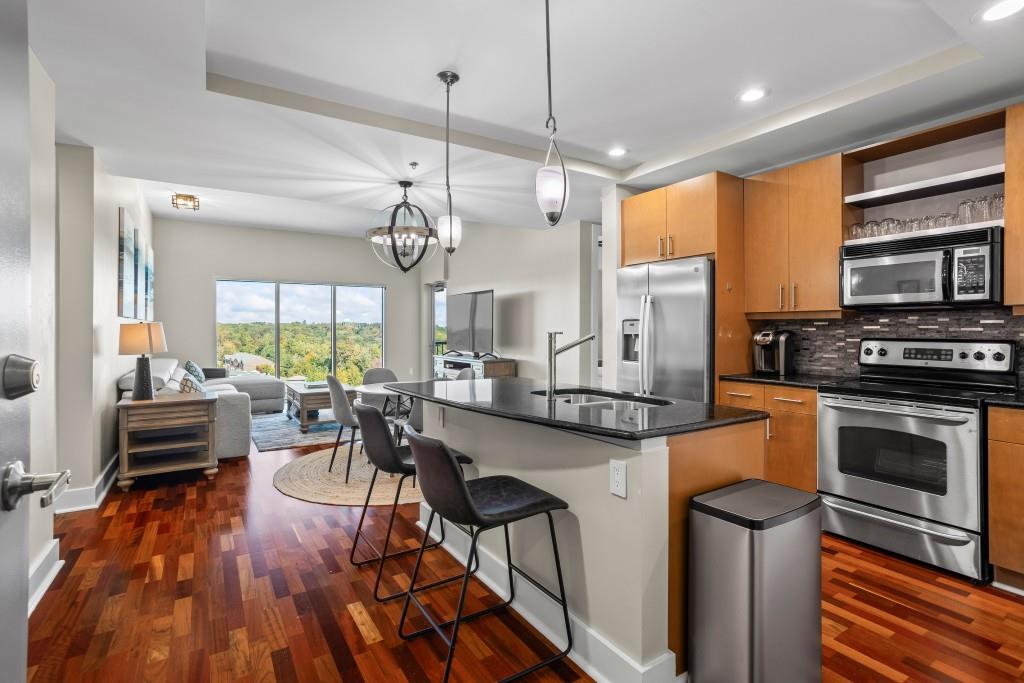 The Manhattan - Residential