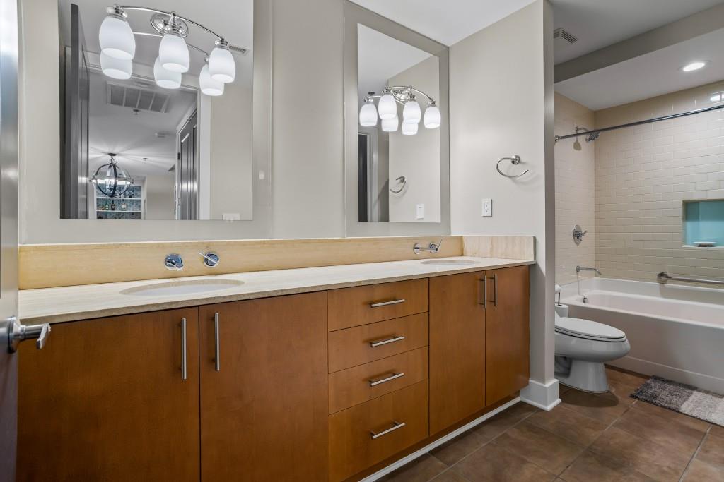 The Manhattan - Residential