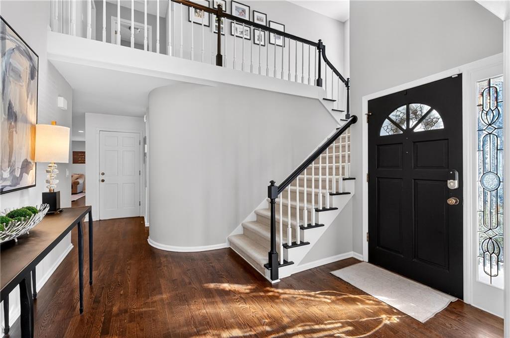 1124 Bailiff Court NE