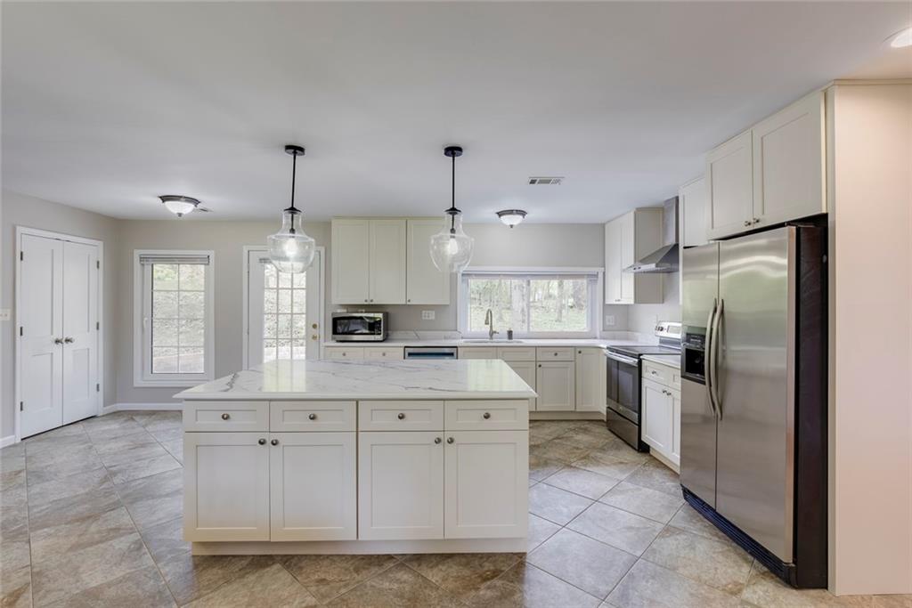 5130 N Peachtree Road, Dunwoody, Georgia image 5