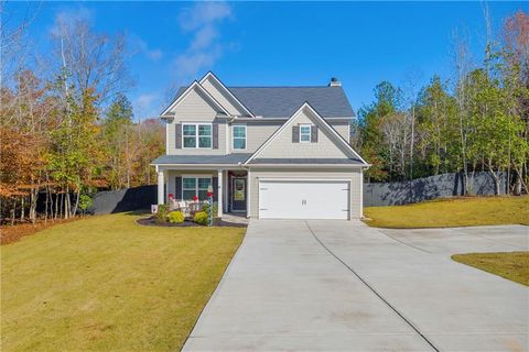 A home in Toccoa