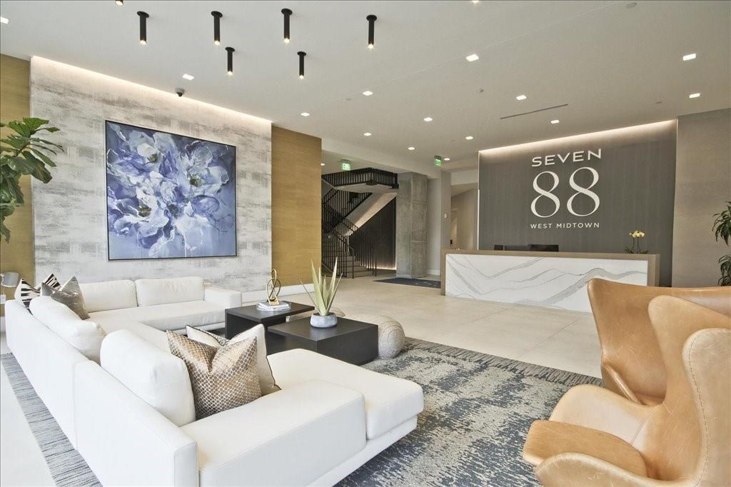 788 W Marietta Street NW 905