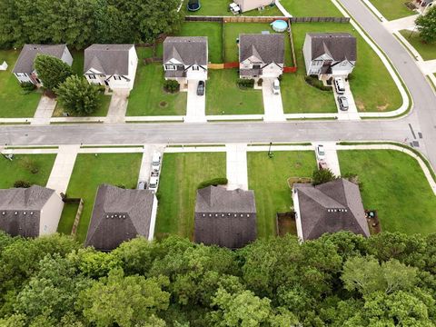 A home in Fairburn