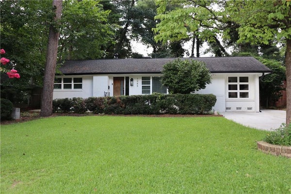 1988 BREWER BLVD SW, ATLANTA, GA 30310 - Image b6eb2ccd0d94cc404aaaa672a18bc615/3976477333