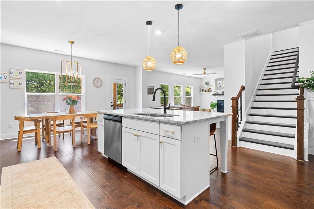 Oakleigh Pointe - Residential