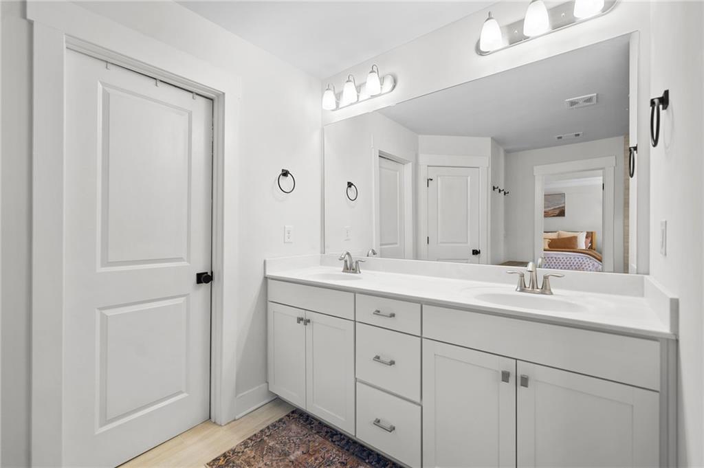 Oakleigh Pointe - Residential