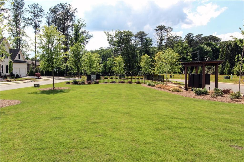 909 Wemberley Lane, Marietta, Georgia image 9