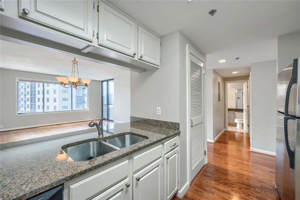 3481 Lakeside Drive NE 2603