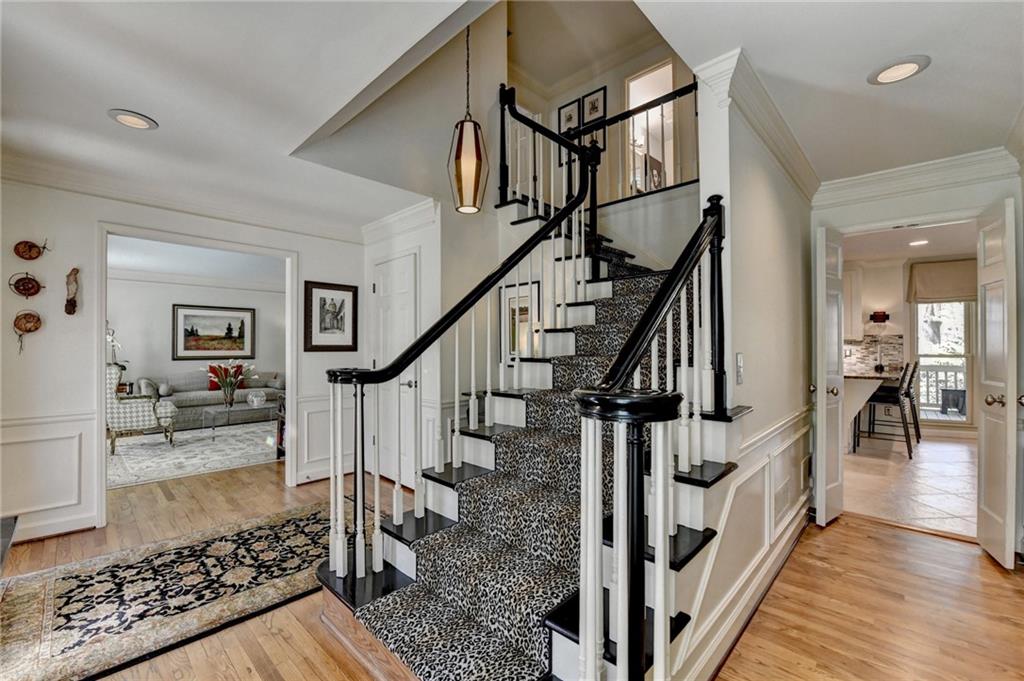 8840 Glen Ferry Drive, Johns Creek, Georgia image 6