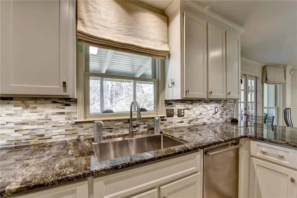 8840 Glen Ferry Drive, Johns Creek, Georgia image 16