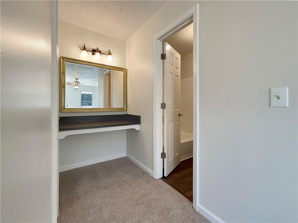 Wood Hollow - Residential