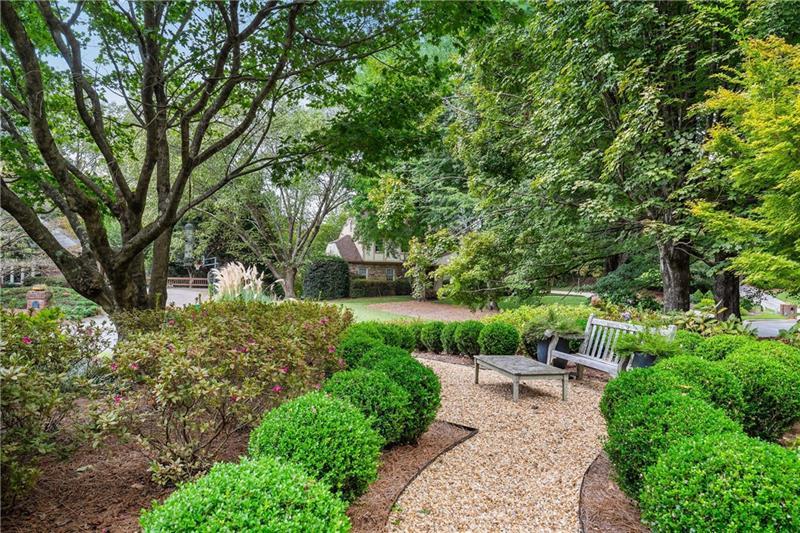 425 Overview Drive
