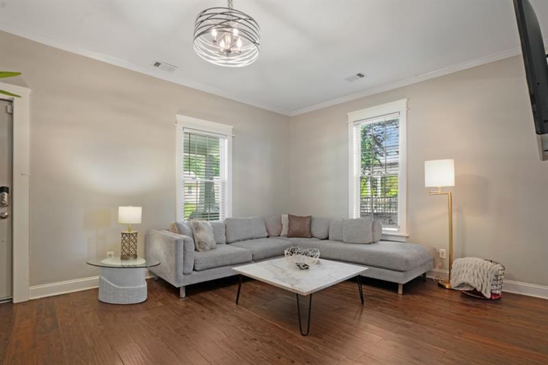 1272 Oakland Terrace SW