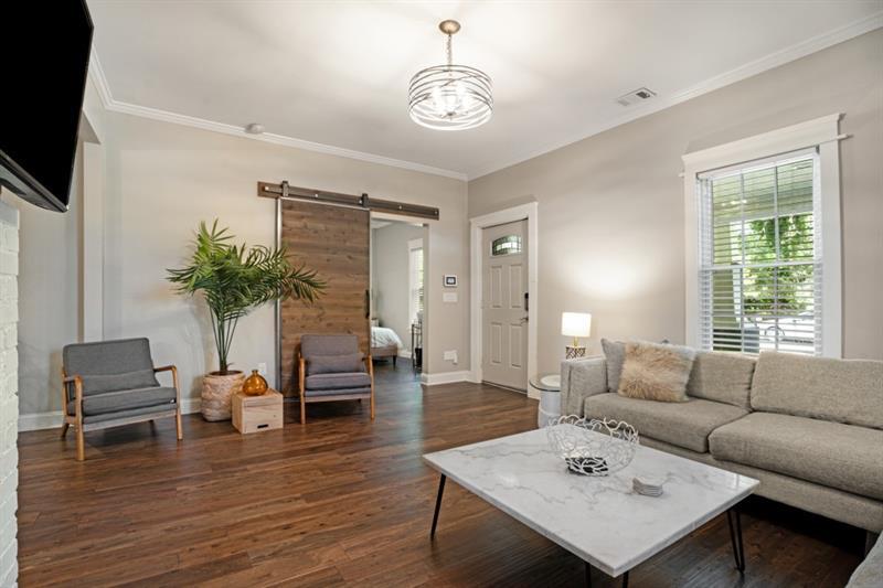 1272 Oakland Terrace SW