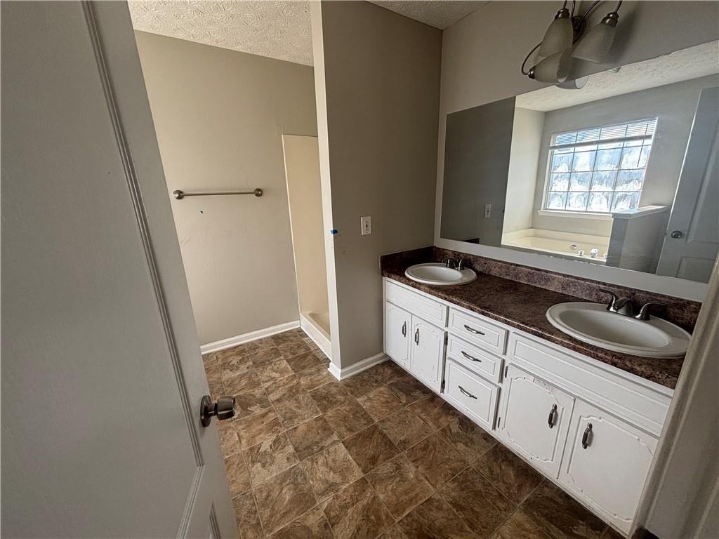 870 Pine Shoals Drive, Atlanta, Georgia image 14