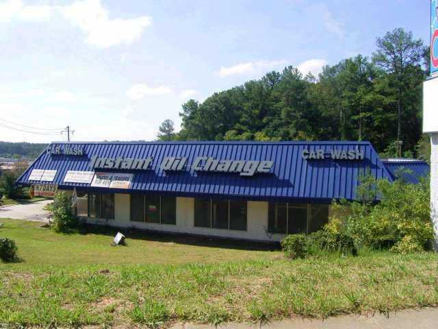 Carwash - ready for a new owner! Don't miss this opportunity to have your own business in a prime location.