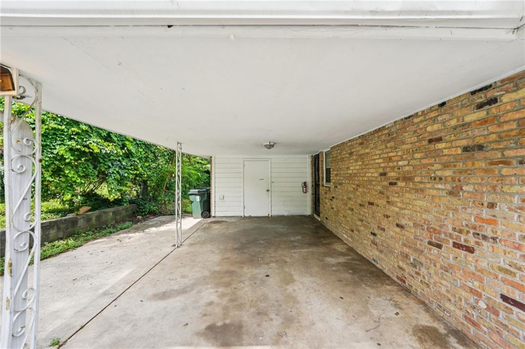 2880 Shallowford Road