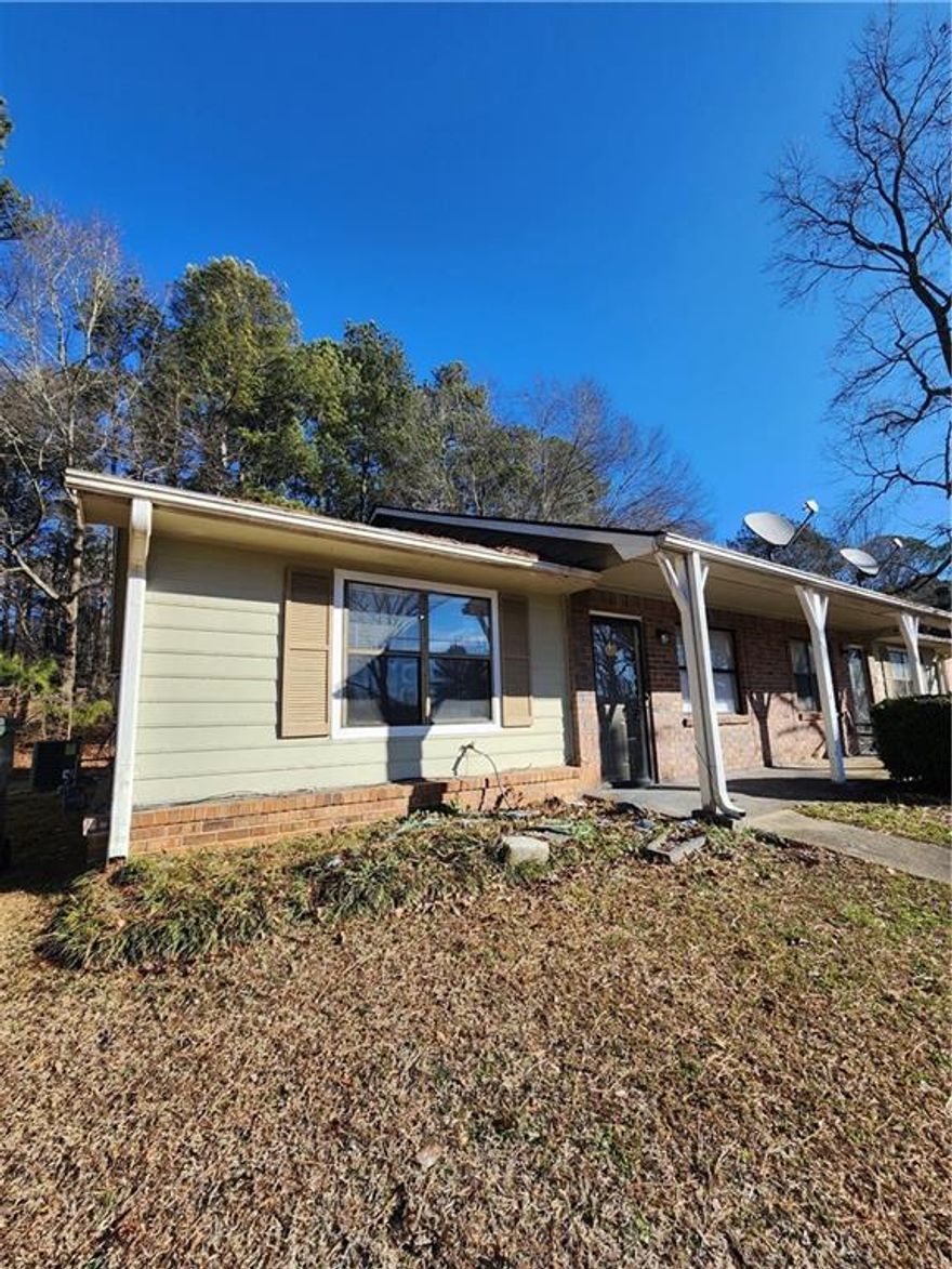 Newly renovated one level 2 bedroom 2 full bath duplex. Bright open living room. Large Kitchen with beautifully repainted cabinets. Washer & dryer connections in kitchen. Private back patio area with small storage room. 2 large bedrooms with ample closet space. both bedrooms have easy access to private full bath . Call today to schedule a showing.*Tenant is responsible for all utilities and lawn care* 12 month minimum lease term. All occupants over the age of 18 MUST complete an application to be considered for the property. App fee is $75 per adult and paid by C/C online. **Multiple applications may be considered at one time** This property does NOT accept housing vouchers.