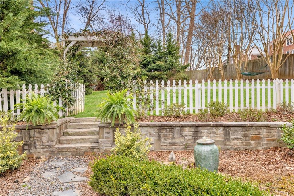 1466 University Drive, Atlanta, Georgia image 39