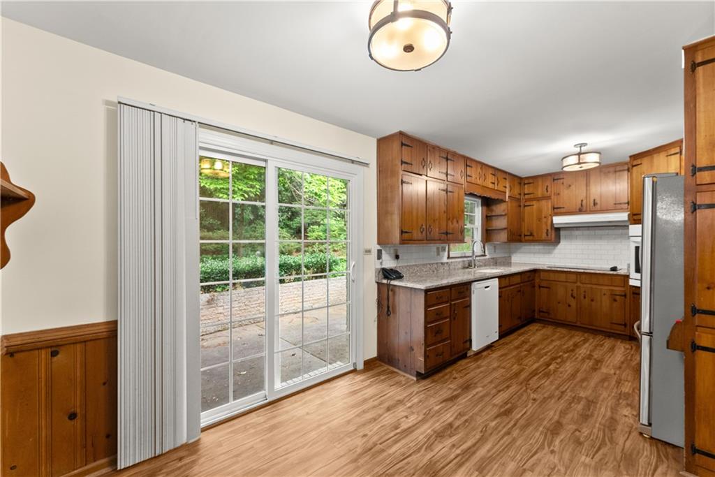 1190 Hess Drive