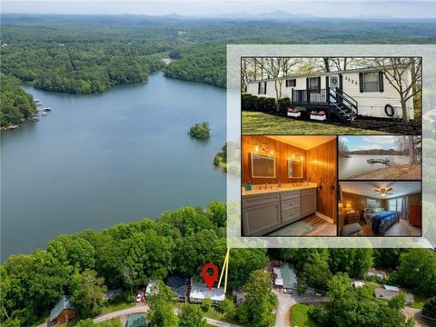 Homes For Sale - 5525 Mount Shores Circle<br/> Gainesville, GA 30506
