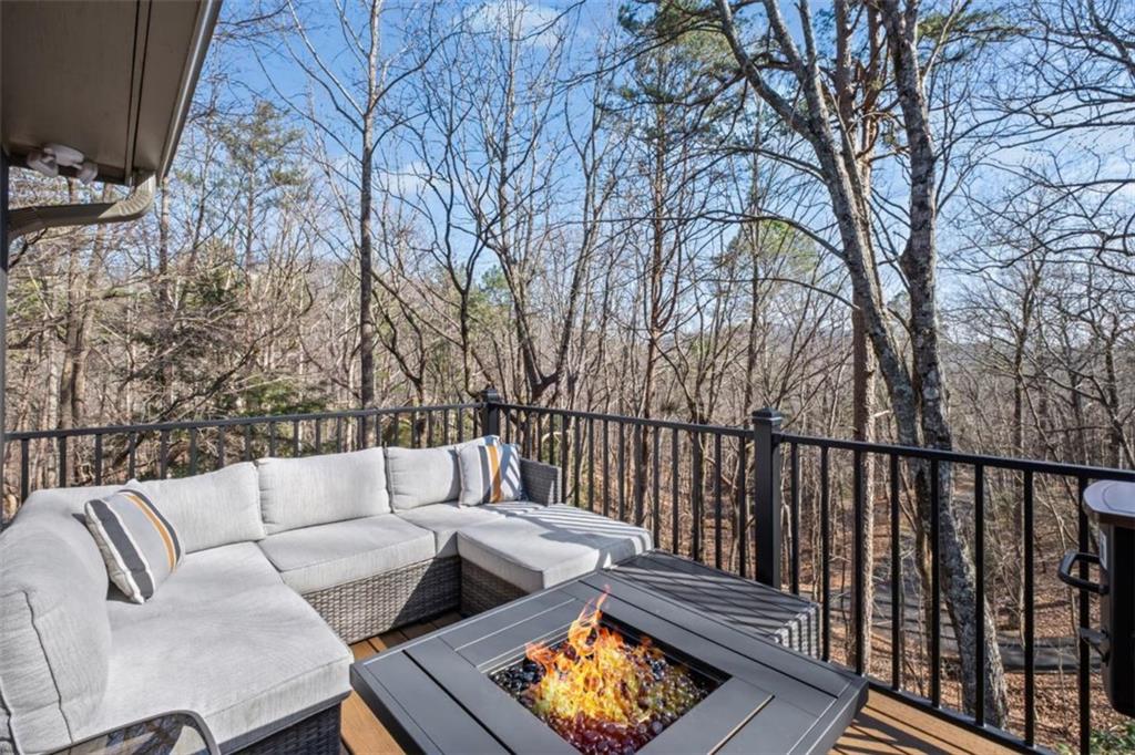 119 Soaring Hawk Circle