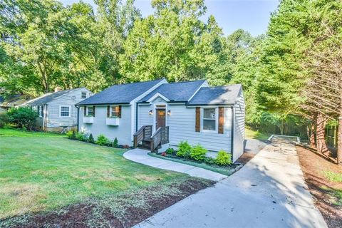 Photo of 1225 CARTER Road, Decatur, GA 30030 (MLS # 7752647)